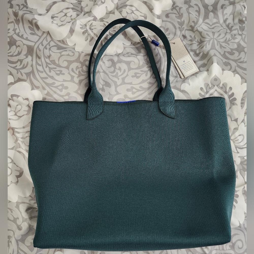 Rothy's lightweight tote rainstorm green